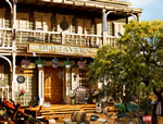 Play Old Tavern